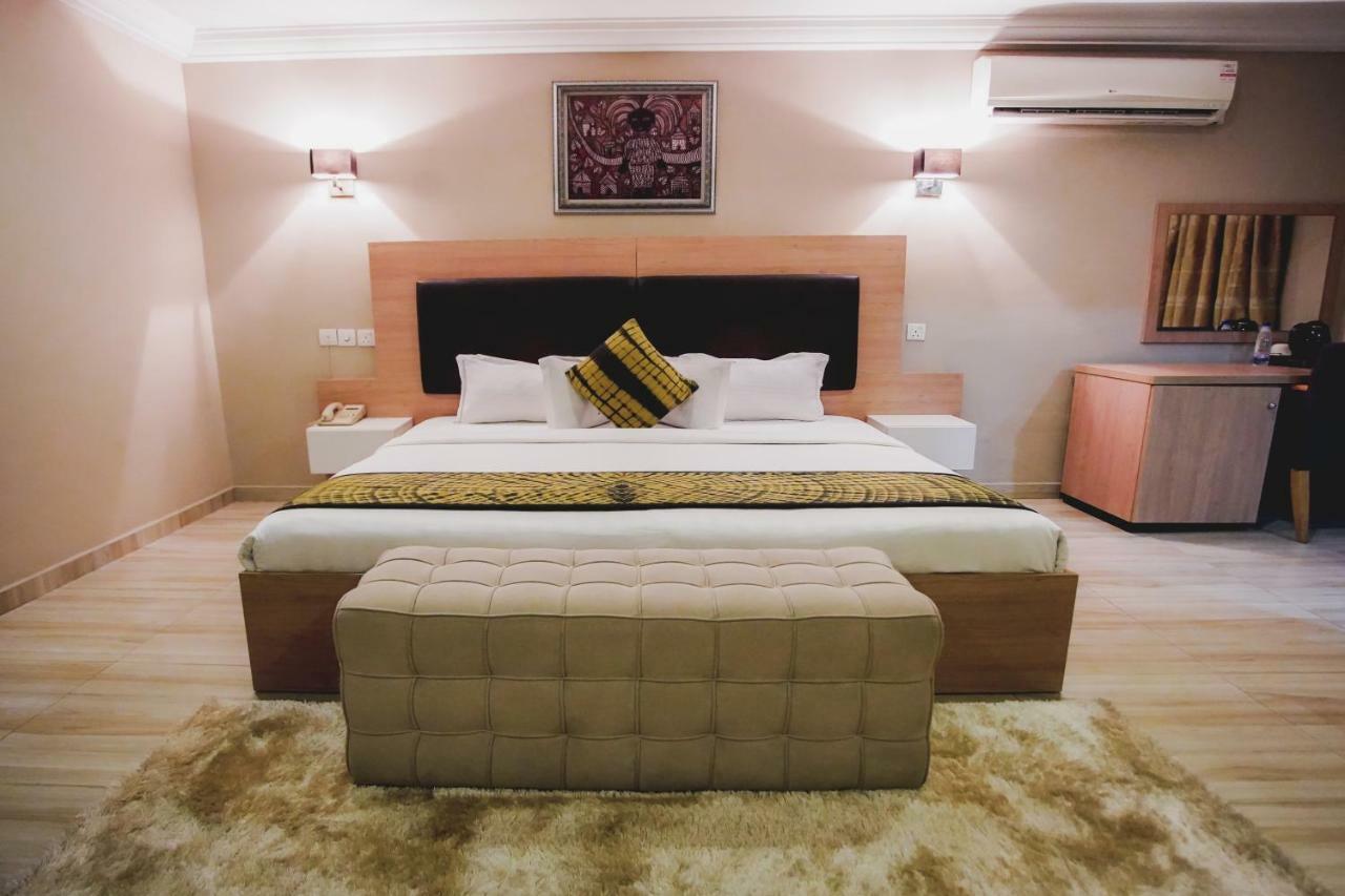 Visa Karena Hotels พอร์ต ฮาร์คอร์ท ภายนอก รูปภาพ